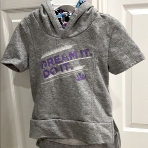 Disney shirt made of sweatshirt material - size 4